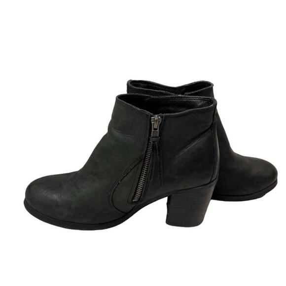 Levi's Boots Women's Size 9 Black Leather Ankle Zip Up Block Heeled Boho - Picture 1 of 12